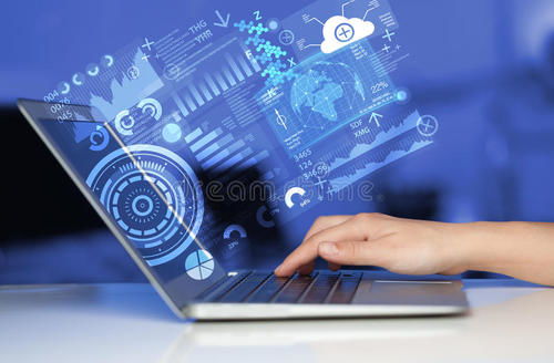 初中毕业后学什么专业好？河北航空管理中等学校计算机网络技术开发专业解析